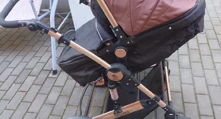 Sibiu – Vând cărucior școală de mers scaun de masa tricicleta scoica. 350 lei