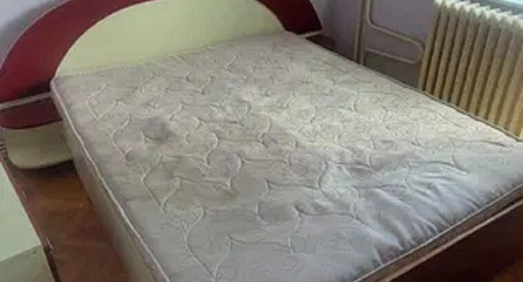 Bistrța- Vând mobila dormitor 1 000 lei