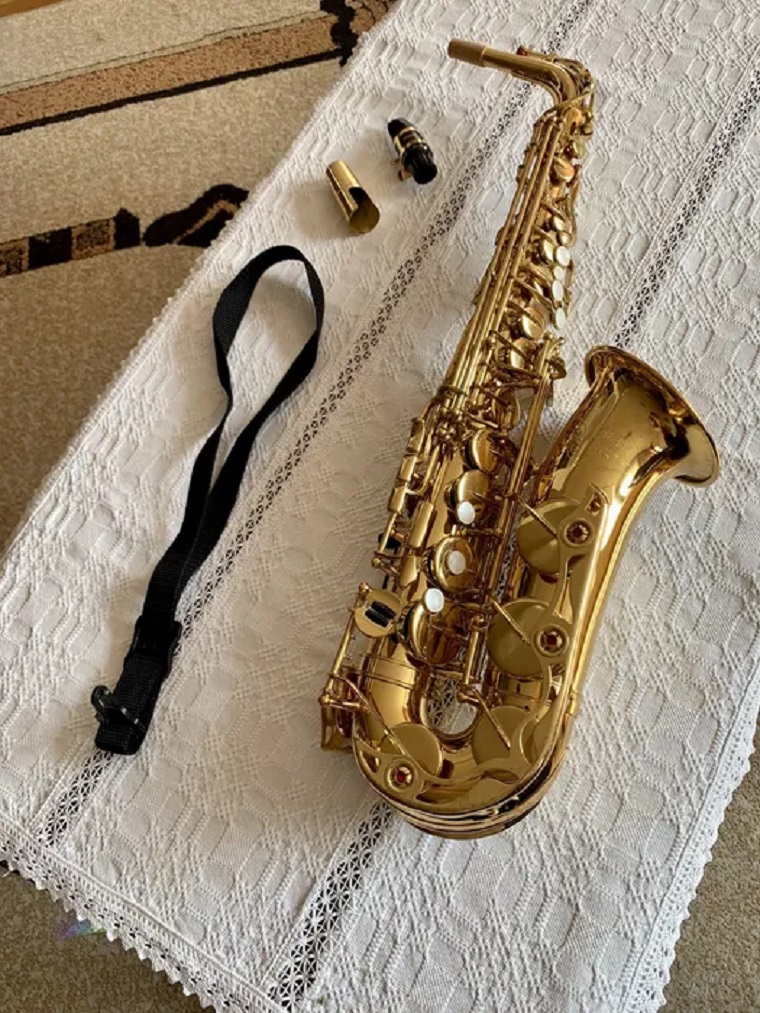 Târgu Mureș- Vând saxofon Alto Yamaha YAS-32 850 €