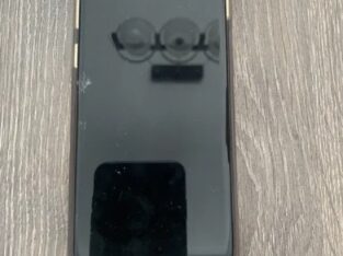 Brașov- Vând Samsung S10 display spart, 380 lei