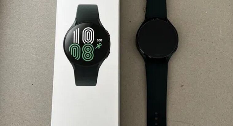 Sibiu – Vând Samsung Galaxy Watch 4, 44mm, verde 650 lei