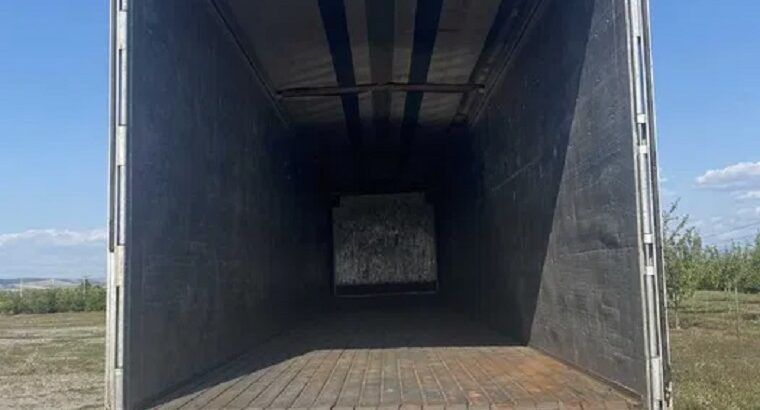 Covasna- Vând Schwarzmuller Semi-Trailer with WalkingFloor – Steel Floor 25 700 €